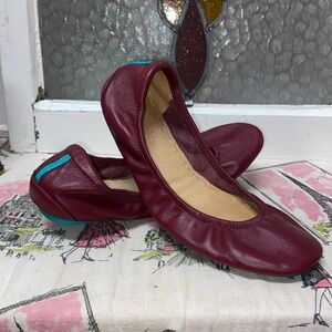 Tieks flats-red size 7-like new